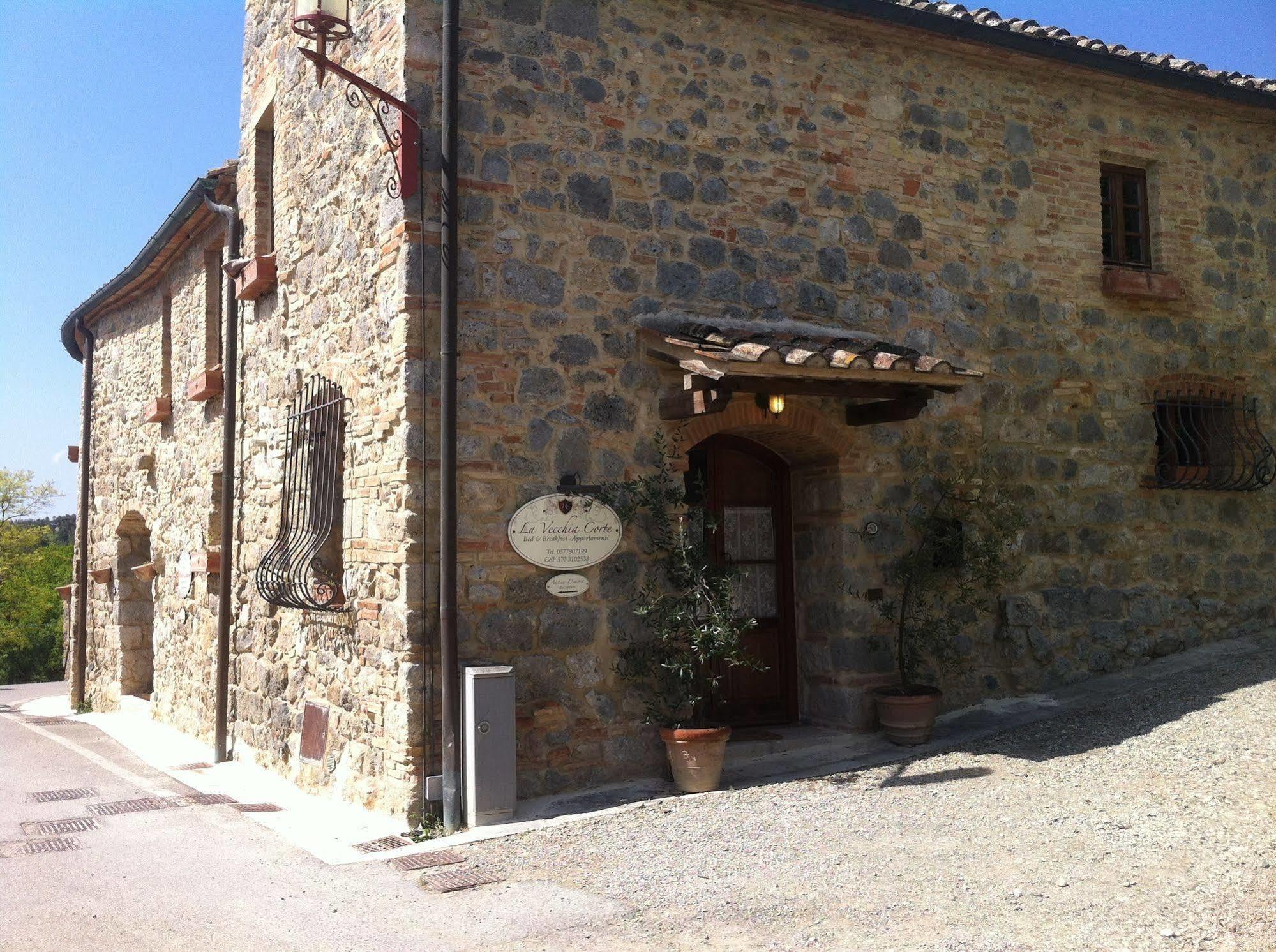 La Vecchia Corte San Gimignano Exterior photo